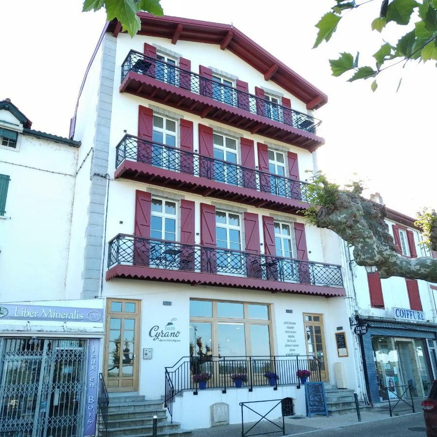 Jondoni Laurendi Kanbo Aparthotel Cambo-les-Bains Esterno foto